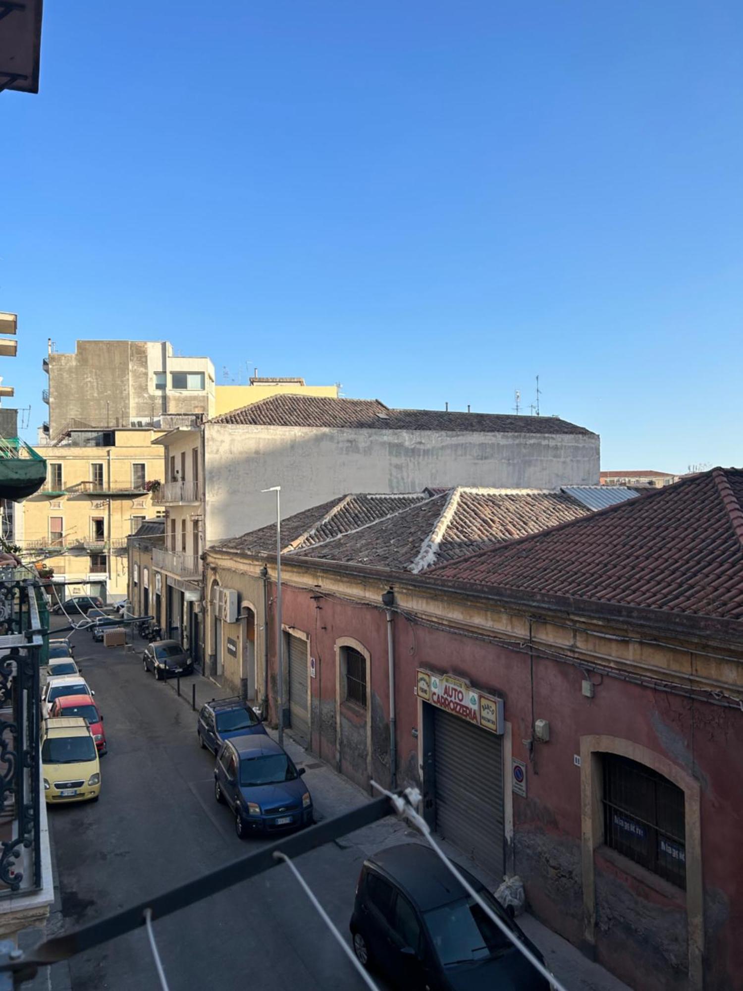 Central Station House Катания Экстерьер фото